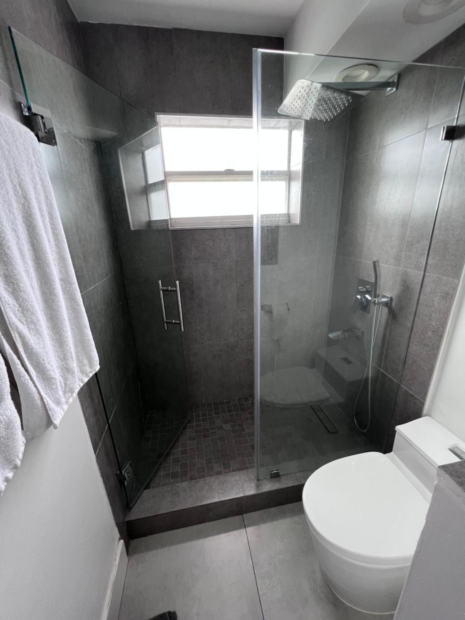 Unique Water Views, Free Parking 1Bed 1 Bath Rooffornomads 416 Apartment Miami Beach Exterior photo